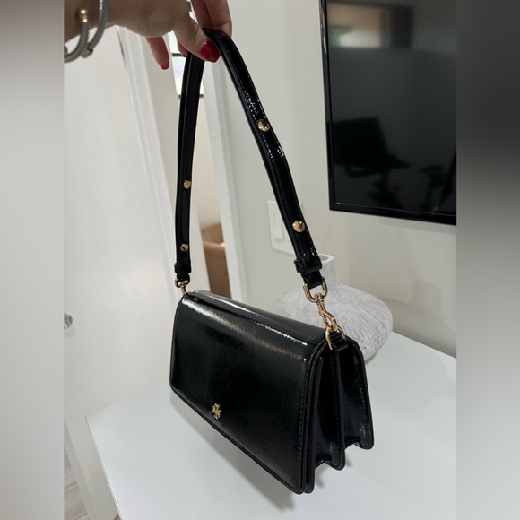 Tory Burch Patent Leather Shoulder/Crossbody Purse - Picture 4 of 7